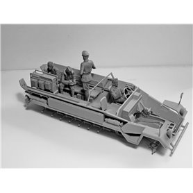 ICM 35644 German Command