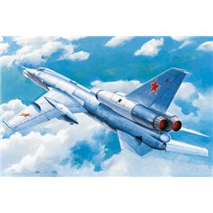 Trumpeter 1:72 Tu-22K Blinder-B - TACTICAL BOMBER 