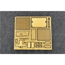 Trumpeter 1:35 M4 Command and Control Vehicle (C2