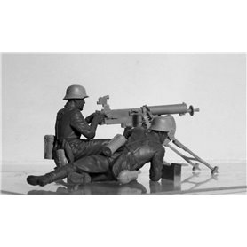 ICM 35645 German MG08 Team