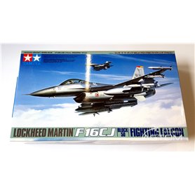 Tamiya 1:48 Lockheed Martin F-16CJ Block 50 Fighting Falcon