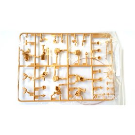 Tamiya 1:35 GERMAN ASSAULT PIONEER TEAM AND GOLIATH SET 