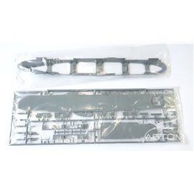 Tamiya 1:700 USS Hornet CV-8