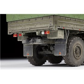 Zvezda 3697 1/35 Russ. 6x6 Army Truck KamAZ-535 "