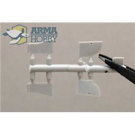 Arma Hobby 70028 Jakovlev Jak-1b