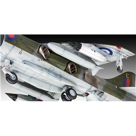 Revell 1:32 Hawker Harrier GR.1 - 50 YEARS - z farbami