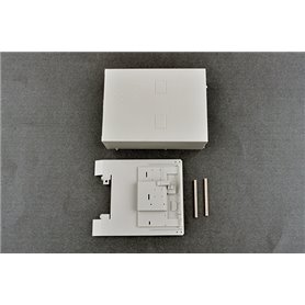 Trumpeter 01048 M270/A1 multi-barrel rocket system
