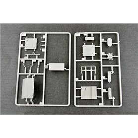 Trumpeter 01048 M270/A1 multi-barrel rocket system