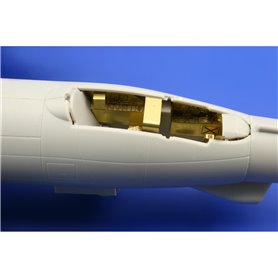 Eduard B-57B interior S.A. 1/48 dla AIRFIX
