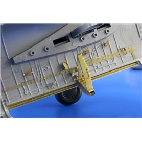 Eduard B-24 bomb bay 1/48 dla REVELL/MONOGRAM