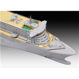 Revell 05199 1/400 Queen Mary 2 Platinum Edition