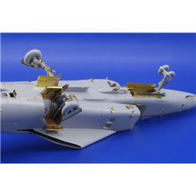 Eduard MiG-23 FLOGGER 1/48 dla ITALERI