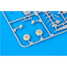 Eduard Si 204D 1/48 dla SPECIAL HOBBY
