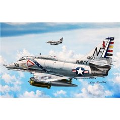 Hobby Boss 1:72 A-4F Sky Hawk 