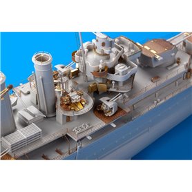 Eduard HMS Cornwall 1/350