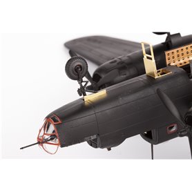 Eduard BIG ED 1:72 B-25C/D dla Revell