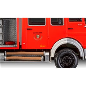 Revell 1:24 Mercedes-Benz 1017 LF 16 - STRAŻ POŻARNA