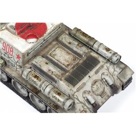 Zvezda 3691 1/35 SU-122 Self Propelled Gun