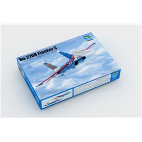 Trumpeter 03916 Su-27UB Flanker C