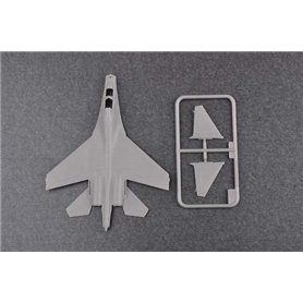 Trumpeter 03916 Su-27UB Flanker C