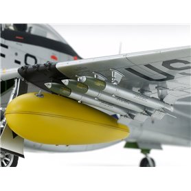 Tamiya 60328 1/32 North American F-51D Mustang Korean War