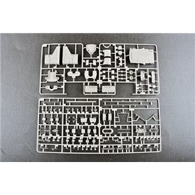 Trumpeter 05358 German Bismarck Battleship