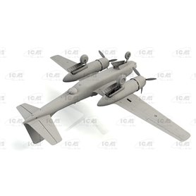 ICM 48283 A-26C -15 Invader