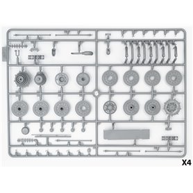 ICM 1:35 BATTLE OF BERLIN - APRIL 1945 - T-34/85 + Pz.Kpfw.VI King Tiger