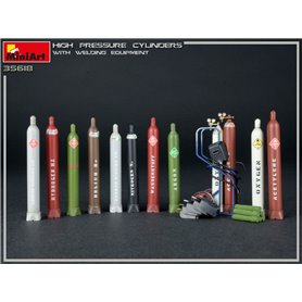 Mini Art 35618 High Pressure Cylinders w/welding equipment