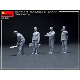 Mini Art 38012 German Railroad Staff 1930-40s