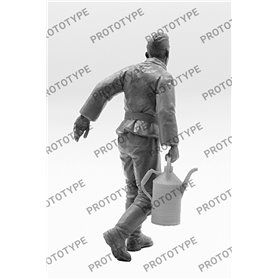 ICM 32109  German Luftwaffe Ground Personnel (1939-1945)