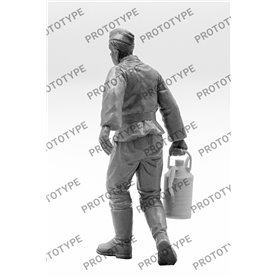 ICM 32109  German Luftwaffe Ground Personnel (1939-1945)