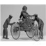 ICM 24041 Benz Patent-Motorwagen 1886 with Mrs. Benz & Sons