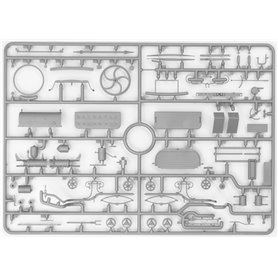 ICM 24041 Benz Patent-Motorwagen 1886 with Mrs. Benz & Sons