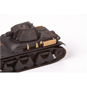Eduard 1:35 R35 French light tank