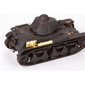 Eduard 1:35 R35 French light tank