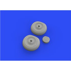 Eduard 1:32 Lancaster wheels