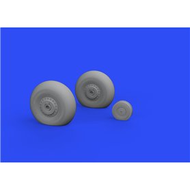 Eduard 1:32 Lancaster wheels