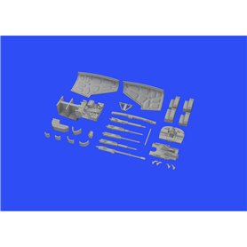 Eduard 1:48 P-38F/G nose gun bay