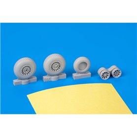 Eduard 1:48 A-26/B-26 Invader wheels