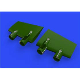 Eduard 1:48 B-17G superchargers