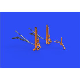 Eduard 1:48 B-17G undercarriage legs BRONZE