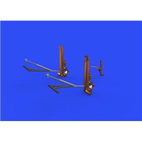 Eduard 1:48 B-17G undercarriage legs BRONZE