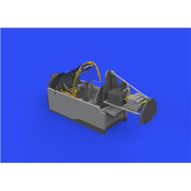 Eduard 1:48 P-38G cockpit