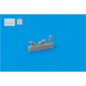 Eduard 1:48 P-51D gun sights