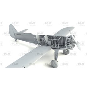 ICM 32050 Stearman PT-17/N2S-3 Kaydet American Training Aircraft