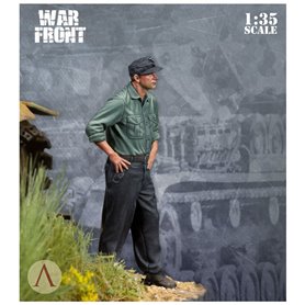 Scale 75 1:35 UNTERSCHARFÜHRER