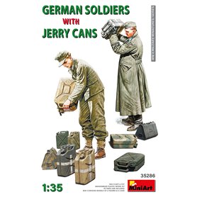 Mini Art 1:35 GERMAN SOLDIERS W/JERRY CAN