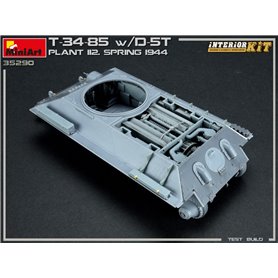 Mini Art 1:35 T-34/85 w/D-5T Plant 112 spring'44