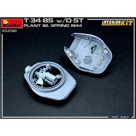 Mini Art 1:35 T-34/85 w/D-5T Plant 112 spring'44